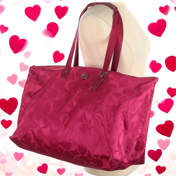 Optic C Coach GETAWAY SIGNATURE NYLON PACKABLE WEEKENDER - Picture 1 of 12